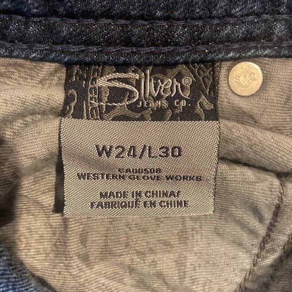 Women’s Silver Jeans Co.  Suki Surplus Bootcut Jeans in Size 24x30 [LIKE NEW] - Picture 6 of 6